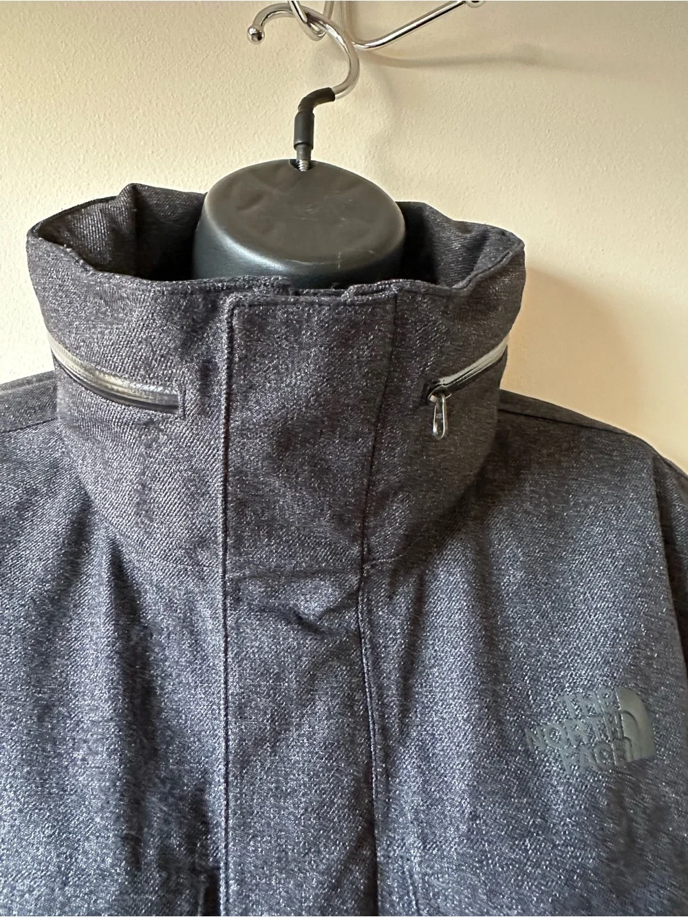 The North Face Kassler Field Jacket DryVent 3L Charcoal Gray M-65: Men's Size:S